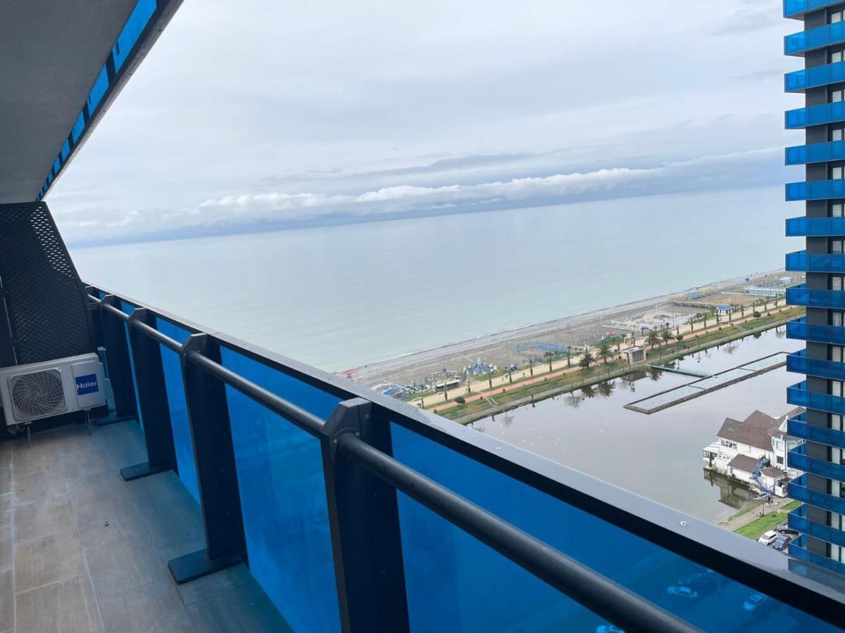 فندق Black Sea Luxury Towers باتومي المظهر الخارجي الصورة