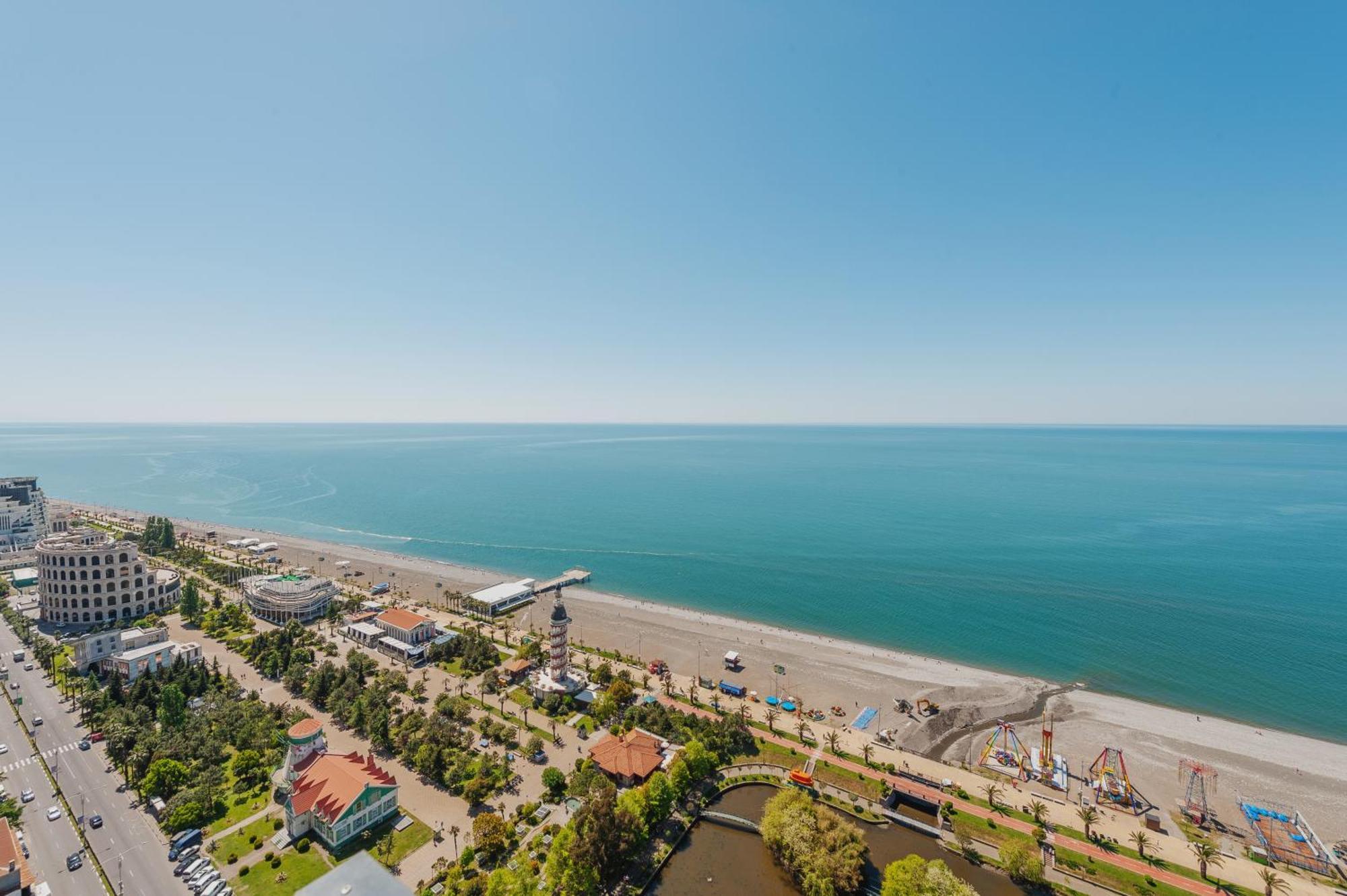 فندق Black Sea Luxury Towers باتومي المظهر الخارجي الصورة