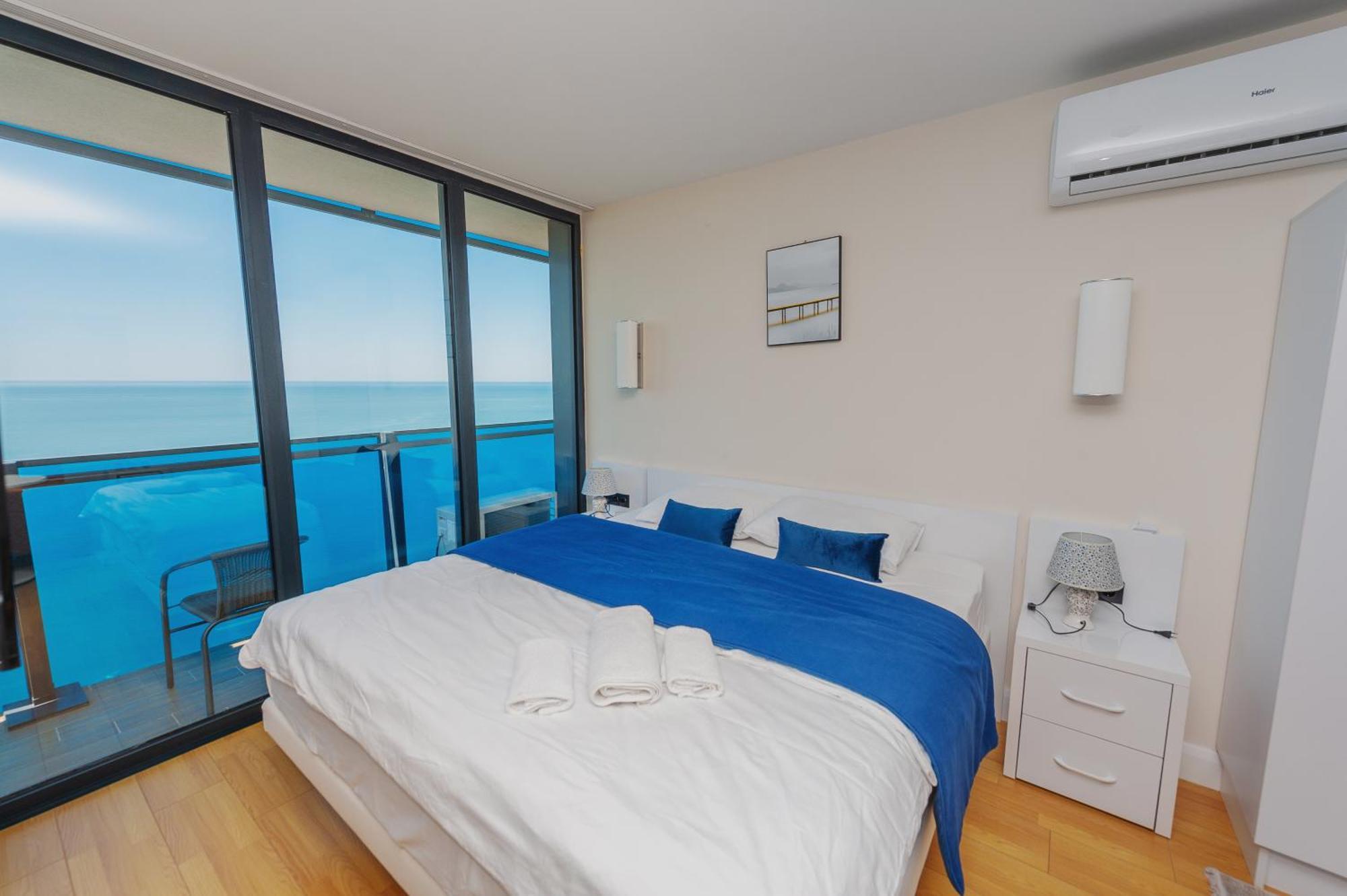 فندق Black Sea Luxury Towers باتومي المظهر الخارجي الصورة